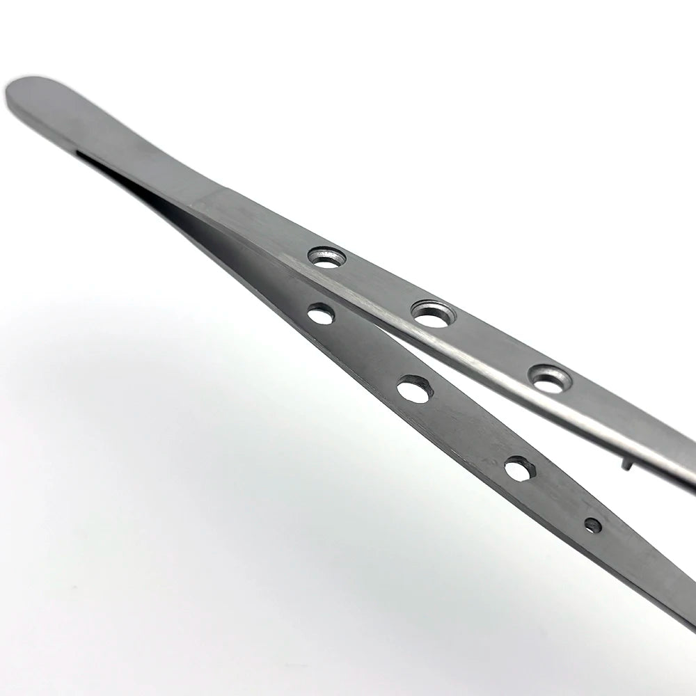 Dental Surgical Suture Tweezer Tip With Hole Operation Stitching Tweezer Suture Corn Tweezers Dressing Forceps Serrated Tip